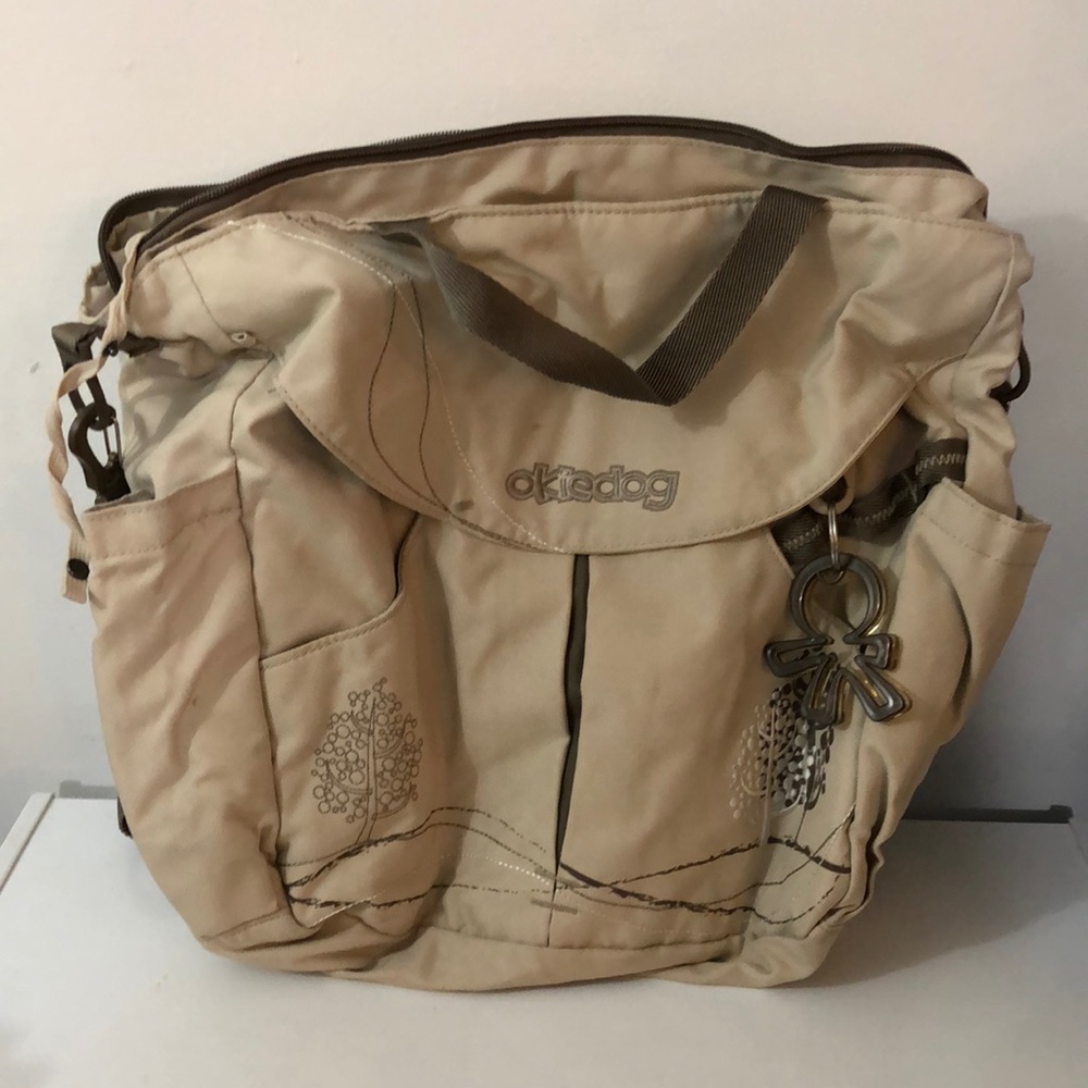 2-in-1 Okiedog diaper bag (shoulder strap and back strap)